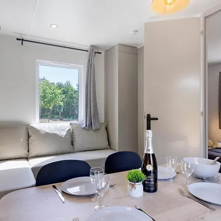 Mobilehome Vallon 57 *